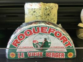 ROQUEFORT VIEUX BERGER (environ 250g)