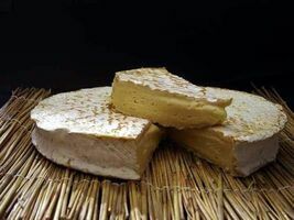 BRIE DE MELUN (environ 200g)